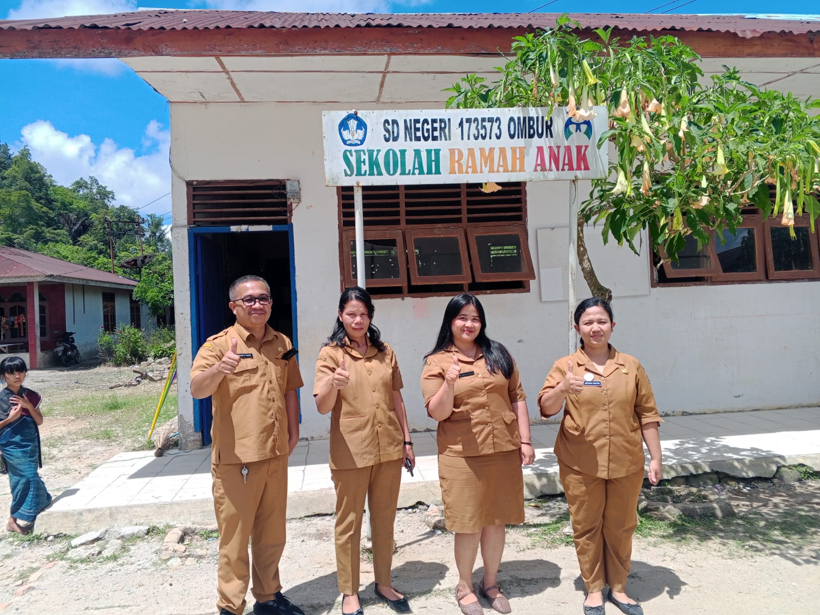 Perpustakaan SD Negeri 173573 Ombur